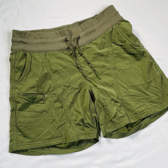 The North Face Pants - The North Face Shorts
